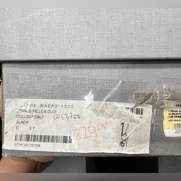 VINTAGE ALEXANDER MCQUEEN ARCHIVE
BLACK LACE UP OXFORD VICTORIAN BOOTS RARE
Sz37 - Picture 10 of 10